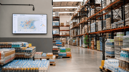 Distribuidora com Central de Operações RottaX em tela